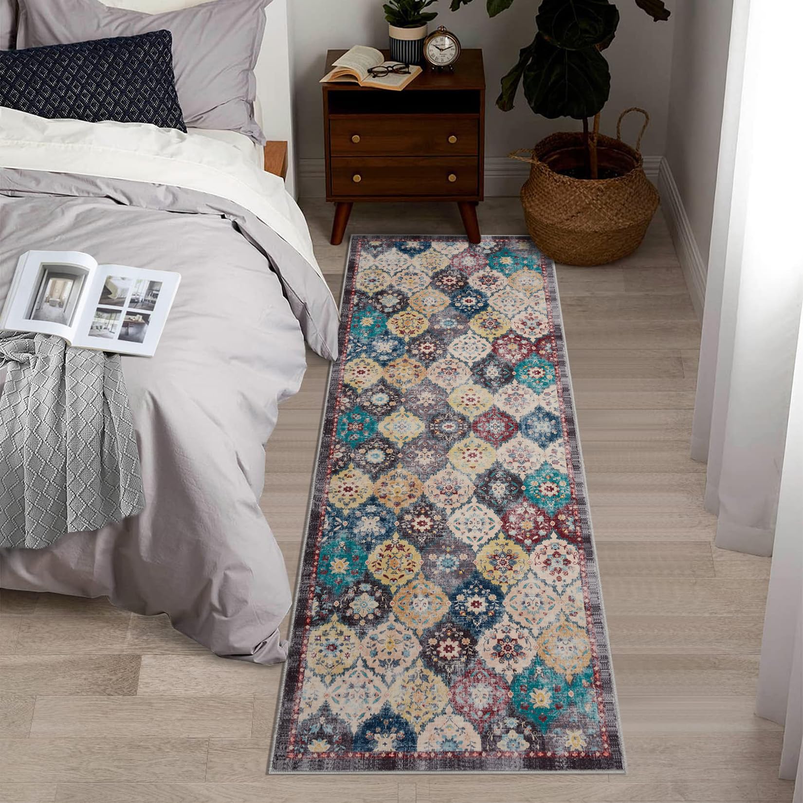 Tapis vintage Garvee grand format 60x180cm, lavable, antidérapant, en polyester doux à poils courts, pour salon ou chambre.
