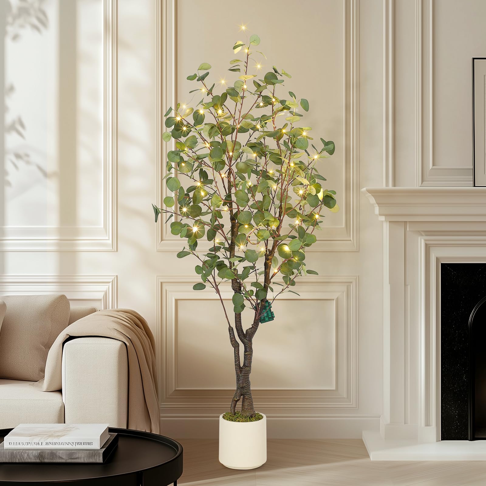 Eucalyptus artificiel Garvee de 1,5 m avec 50 lumières LED, pot en plastique, branches ajustables, facile d'entretien, idéal pour le salon et le bureau, blanc
