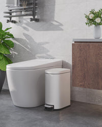 Poubelle métallique Garvee 10 L avec couvercle, fine et étanche, idéale pour la chambre et le bureau. Bac intérieur, poignée et fermeture silencieuse.