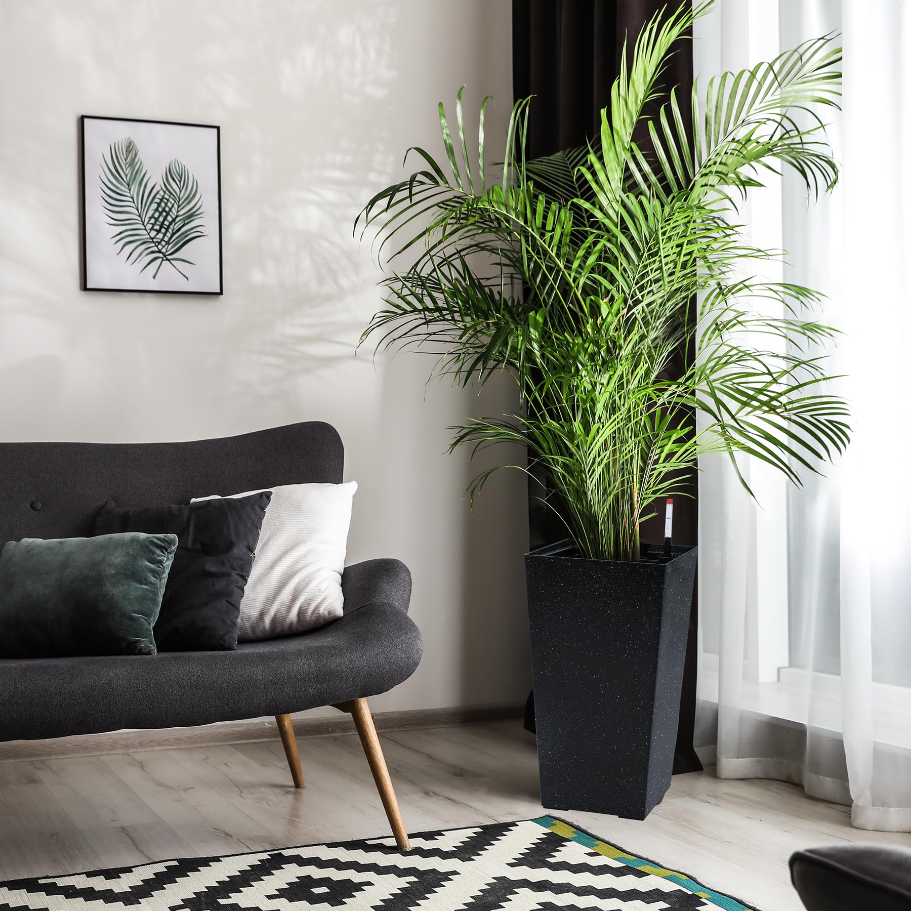 Garvee Lot de 2 jardinières de 57 cm de haut avec arrosage automatique et indicateur de niveau d'eau pour balcon et terrasse, à pois noirs et blancs, en plastique résistant aux intempéries
