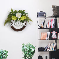 Couronne de porte Garvee Printemps-Été 61 cm (24 pouces) Hortensia vert, panneau « Béni », artificielle, faite à la main, résistante aux intempéries pour porte d'entrée et usage intérieur