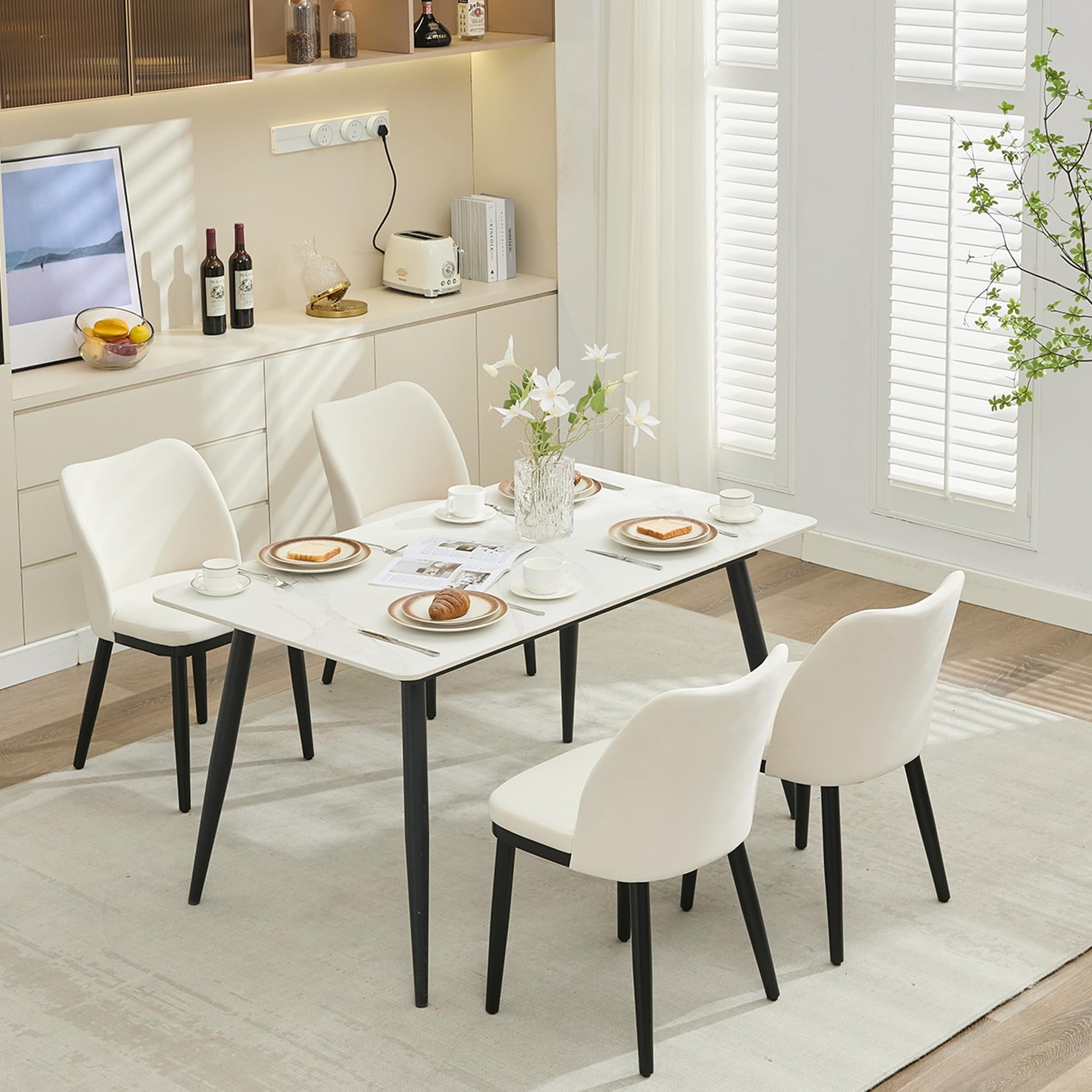 Ensemble de 2 chaises de salle à manger Garvee en velours avec dossier en forme de cœur, assise rembourrée et pieds en bois, pour la cuisine et le restaurant, confortables et stables.