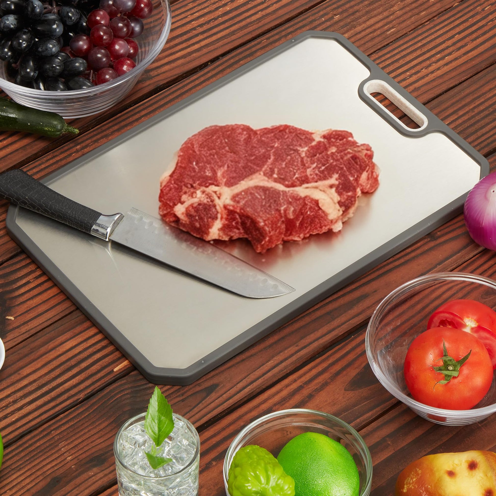 Planche à découper Garvee en titane avec rainures profondes pour le jus, double face, pour la cuisine et l'extérieur, différentes tailles, couleur titane