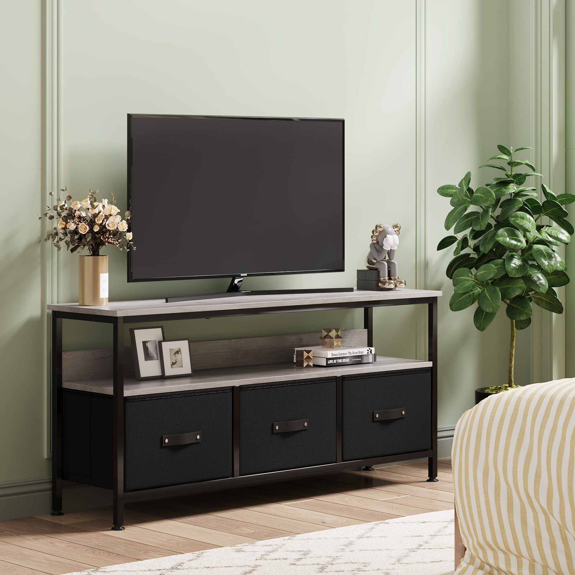 Garvee Commode/meuble TV 140 cm avec tiroirs en tissu et pieds réglables pour salon et chambre, gris, en bois MDF robuste