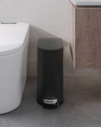 Ensemble de poubelles métalliques Garvee 13 gal et 2,6 gal, antirouille, à pédale, pour cuisine et salle de bain, noires, compactes