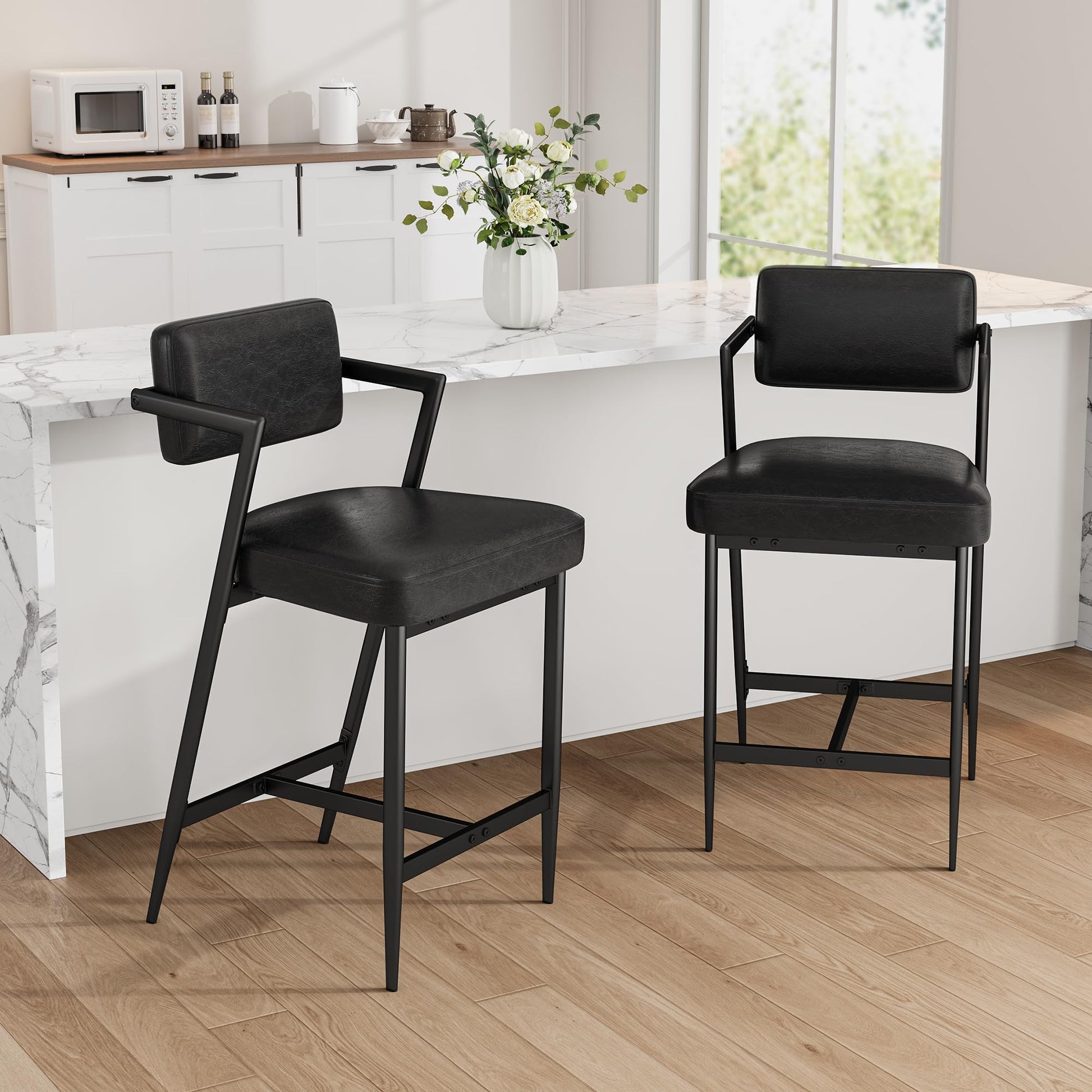 Ensemble de 2 tabourets de bar Garvee, chaises rembourrées avec dossier et repose-pieds pour cuisine et bar, 68 cm, cuir PU noir résistant à l'eau