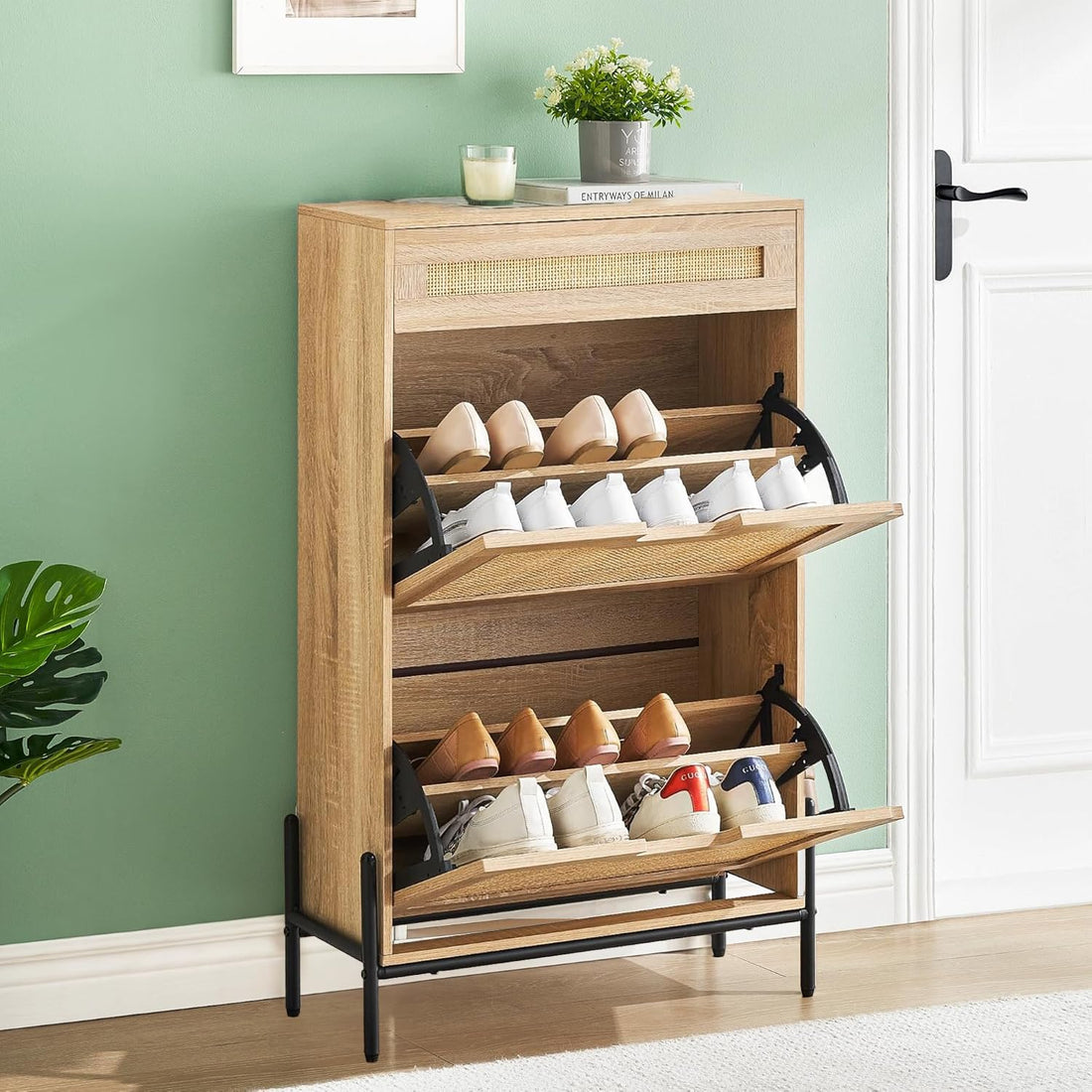 Meuble à chaussures autoportant Garvee en rotin naturel avec 2 tiroirs abattants, 1 tiroir et 3 étagères réglables, idéal pour l'entrée et la chambre, 61 x 24 x 102 cm, marron