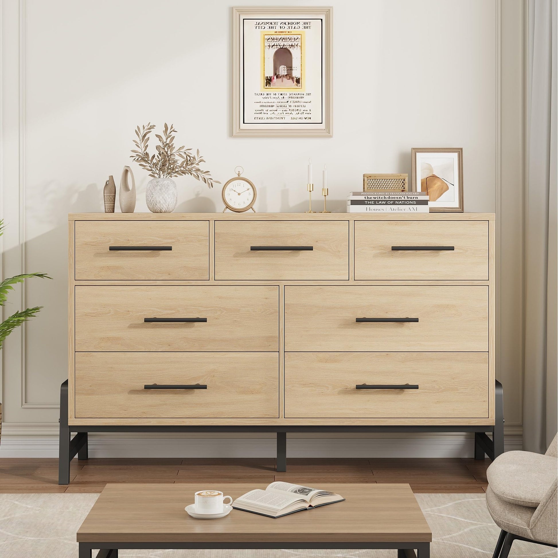 Commode Garvee à 7 tiroirs en MDF, table imperméable pour chambre et salon, design moderne et robuste, 132 x 41 x 81 cm, coloris naturel
