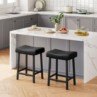 Garvee Lot de 2 tabourets de bar selle 61 cm, sans dossier, assise rembourrée incurvée, pieds métal et repose-pieds, pour îlot de cuisine ou bar, noir
