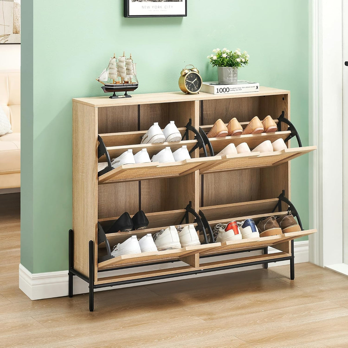 Meuble à chaussures étroit Garvee à 4 portes pour entrée et couloir, 100 x 24 x 88 cm, rotin marron
