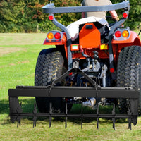 Aérateur à pointes Garvey à tracter, 81 cm (32 pouces), avec dents en acier et profondeur réglable pour pelouses et agriculture, barre de traction extra large, robuste