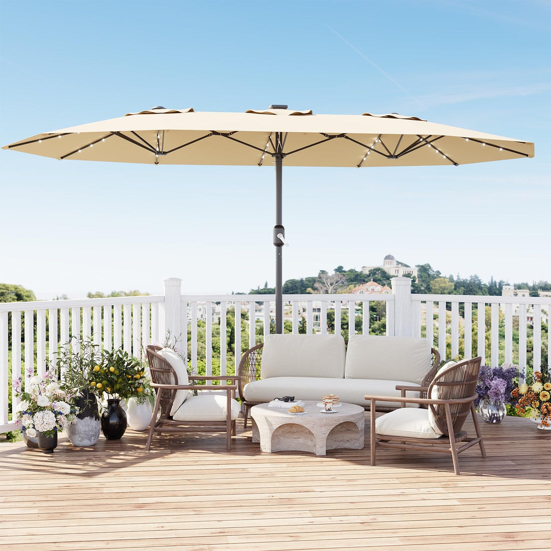 Garvee Parasol de jardin 4,57 m avec LED solaires, protection UV, toile polyester imperméable, cadre en fer antirouille et inclinaison réglable