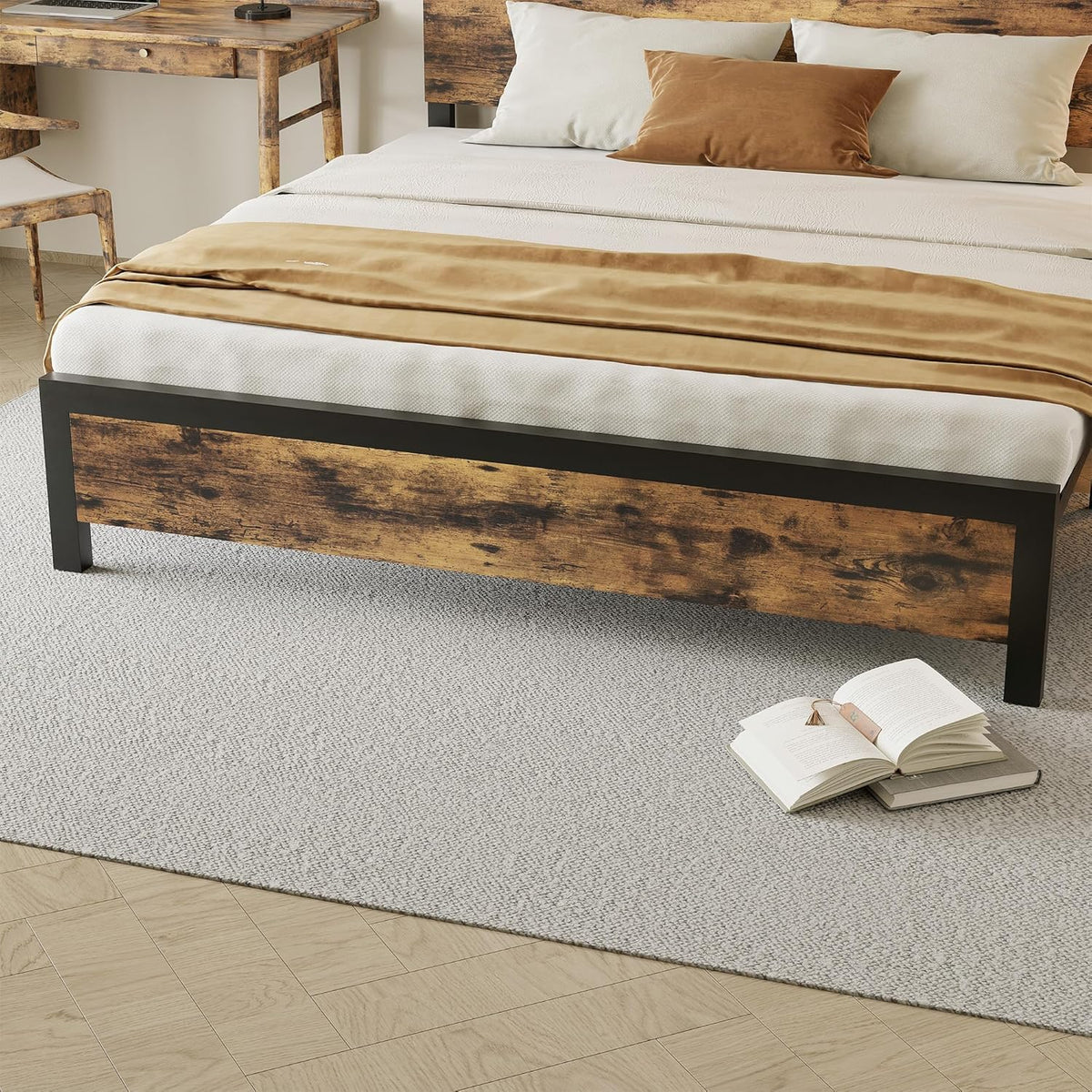 Garvee Cadre de lit Queen avec tête de lit en bois, silencieux, pieds en métal, lit plateforme avec rangement, marron rustique, chambre à coucher