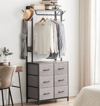 Portant à vêtements Garvee avec 4 tiroirs en tissu, structure en métal et plateau en bois, idéal pour la chambre et l'entrée. Gain de place, sûr et compact.