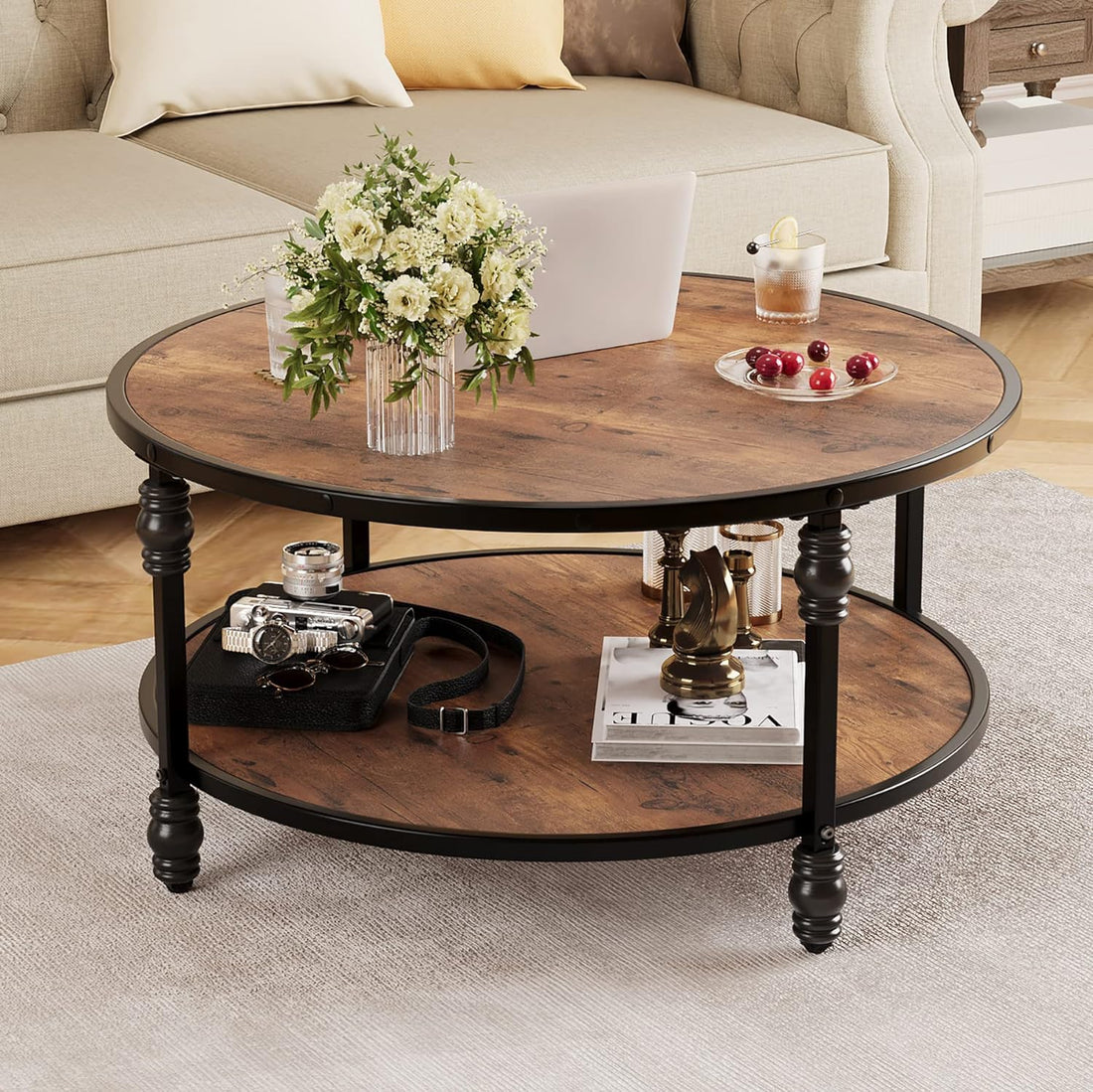 Table basse ronde Garvee en bois avec rangement, pieds robustes en métal, style vintage, idéale pour le salon, la salle à manger ou le bureau. Modèle à 2 niveaux, couleur marron.