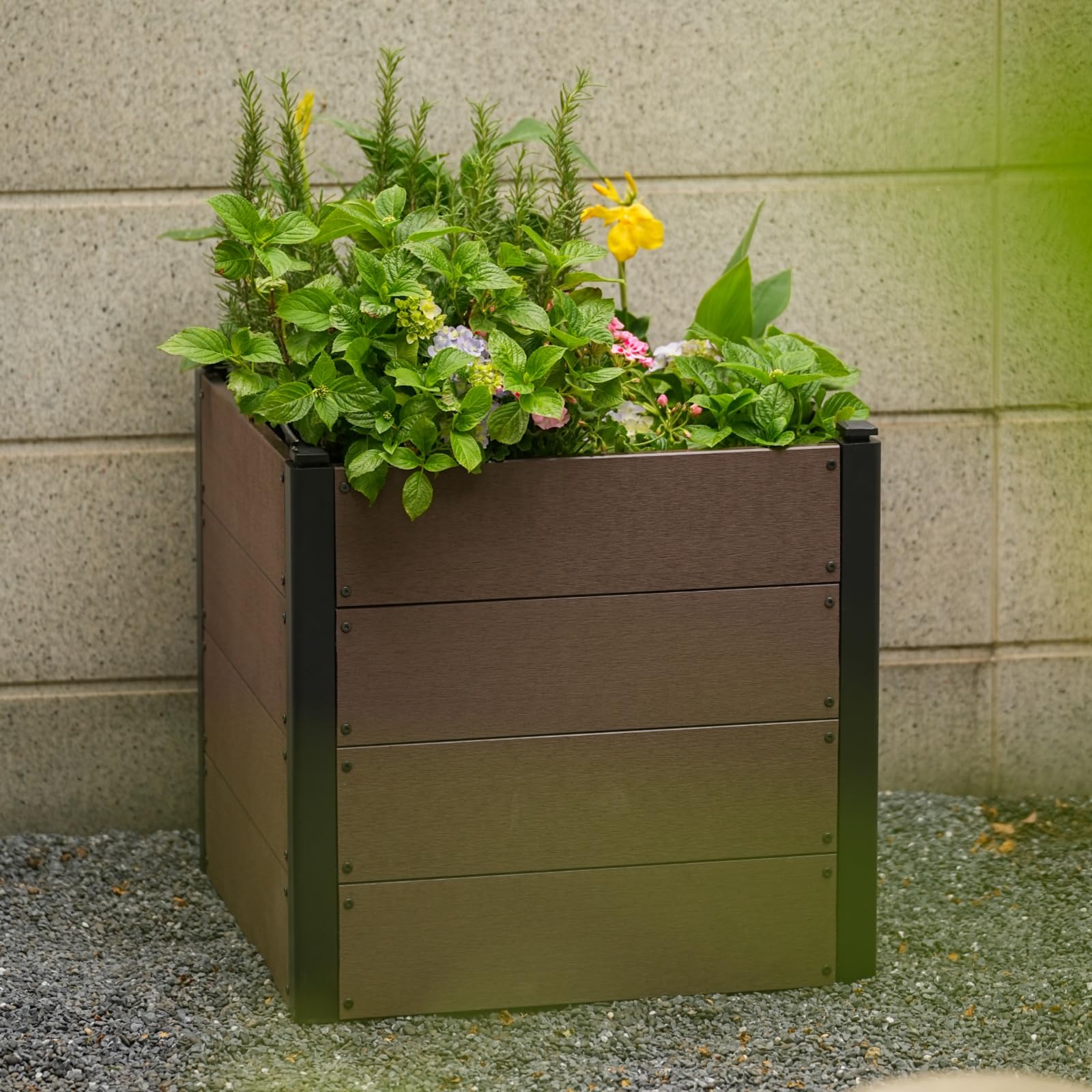Garvee Jardinière surélevée aspect bois 64 × 64 × 58 cm, bac composite durable sans fond, racines profondes, gain de place, montage facile, légumes et fleurs