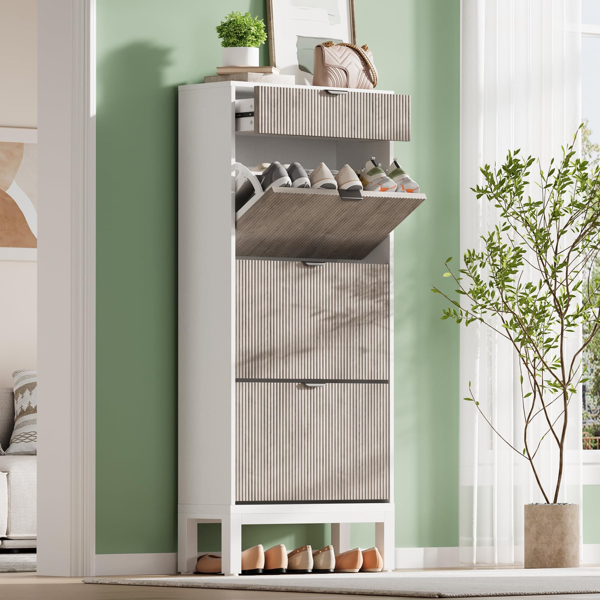 Meuble à chaussures Garvee avec 3 portes à charnières et 1 tiroir, en bois, design moderne, pieds en fer, idéal pour un couloir ou une entrée, fin, marron
