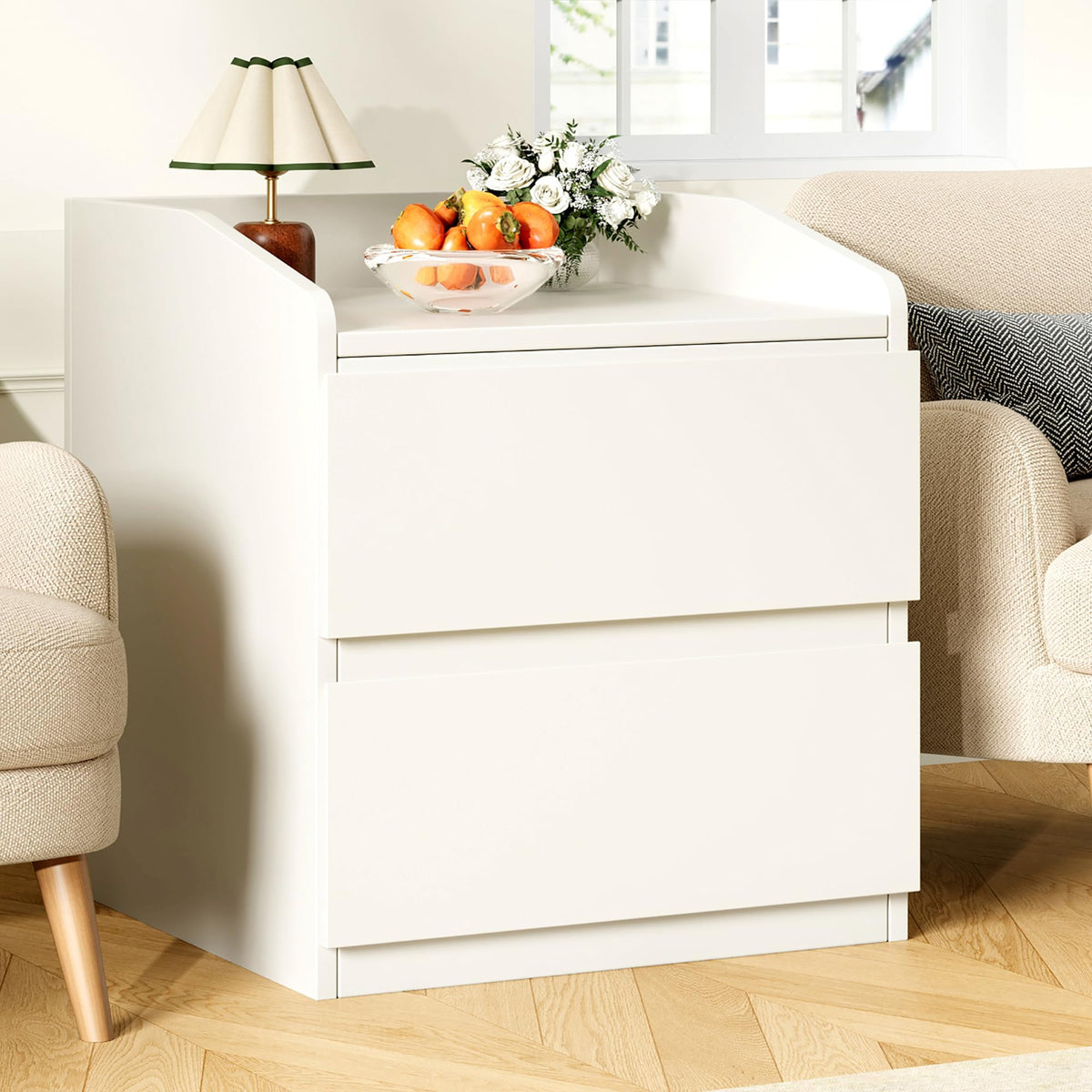 Garvee Table de chevet blanche, table de nuit pour sommier tapissier, commode de nuit à 2 tiroirs, montage facile, peut servir de table d'appoint, de table basse, de meuble de rangement ou de table basse pour la chambre ou le salon.
