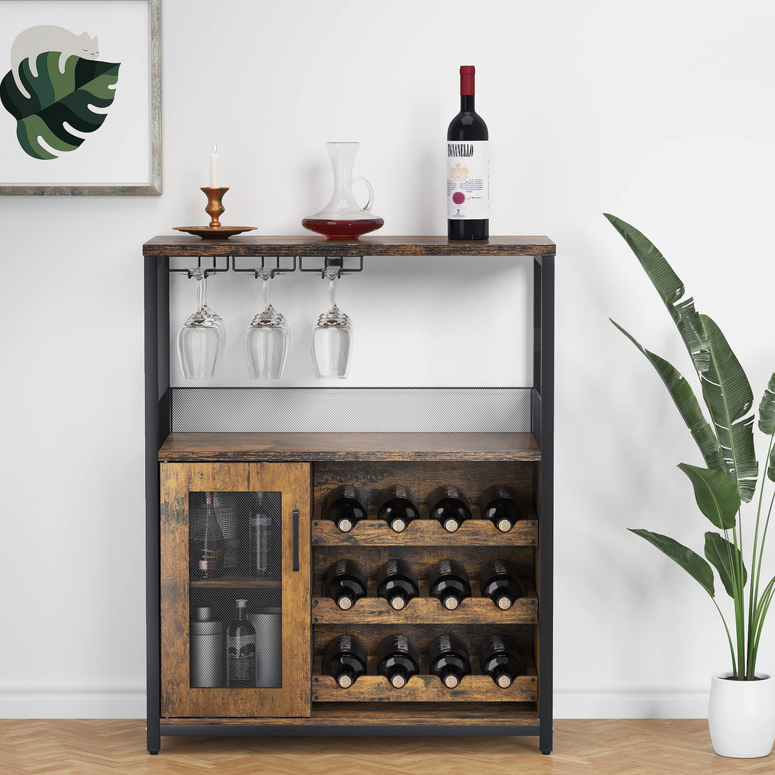 Garvee Meuble bar à vin à 3 niveaux avec casier à bouteilles amovible, porte-verres et porte grillagée pour cuisine et salon, 69cm L x 35cm P x 92cm H
