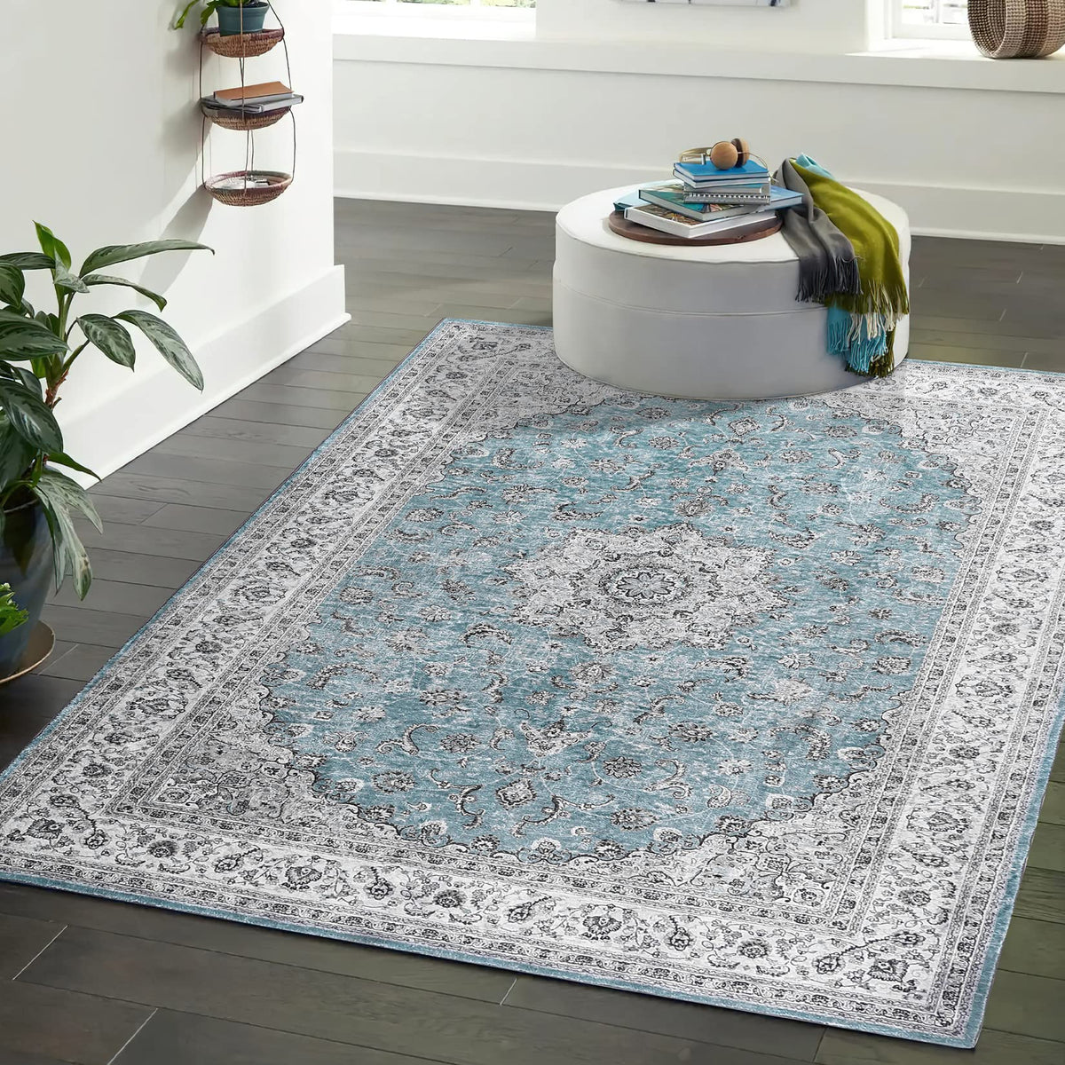 Tapis oriental vintage GARVEE 160 x 230 cm | Antidérapant, résistant à l'eau et aux taches, à poils courts | Tapis classique pour salon, bleu clair