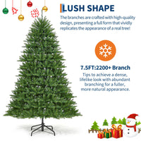 Sapin de Noël artificiel Garvee de 225 cm avec 700 LED, en PE/PVC de qualité supérieure, idéal pour les hauts plafonds et les fêtes de fin d'année.
