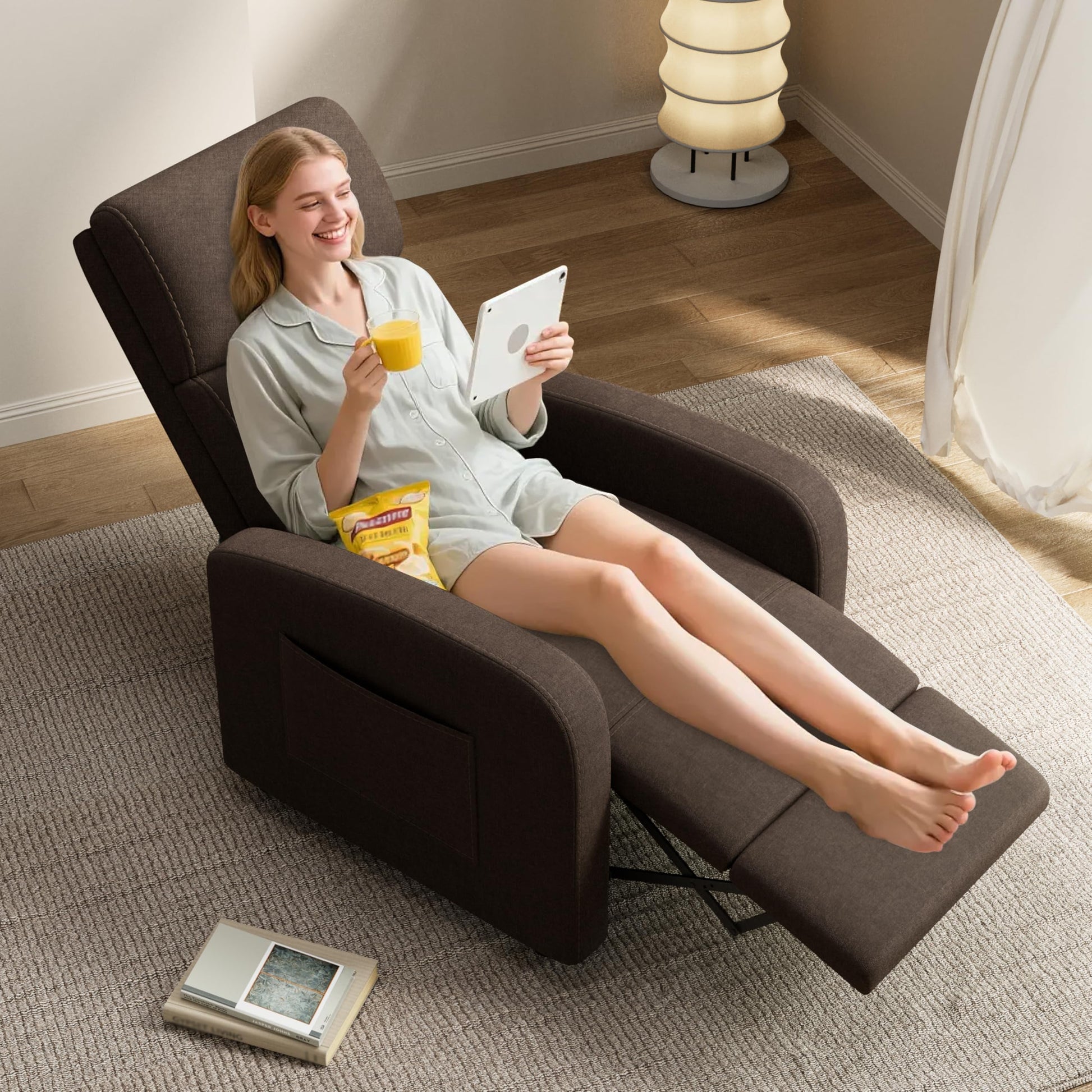 Fauteuil inclinable Garvee pour adultes, ergonomique et réglable, avec poche latérale, canapé de salon/home cinéma, dossier haut et assise rembourrée.