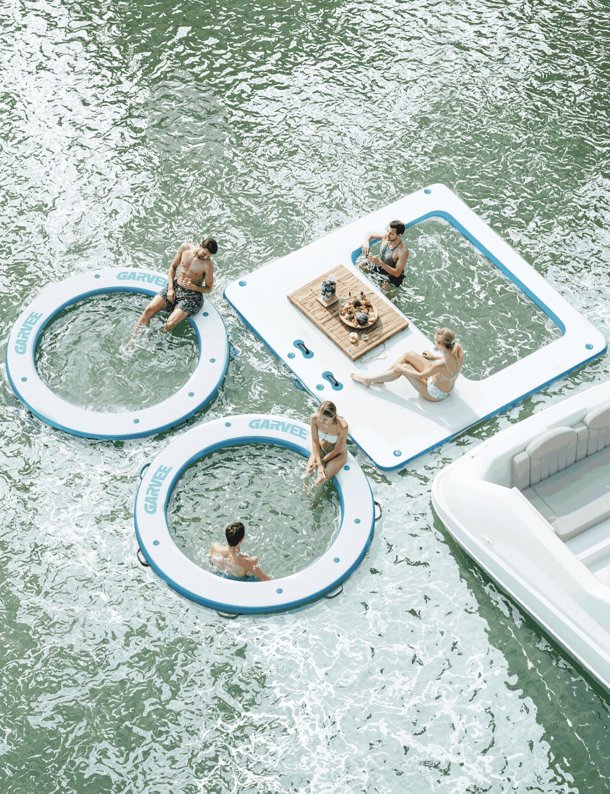 Hamac gonflable aquatique Garvee, ponton flottant en filet, 3 m/2,4 m, PVC 2700 g/m², résistant aux UV, 8 anneaux en acier inoxydable, idéal pour les fêtes au bord de la piscine ou du lac, plusieurs couleurs