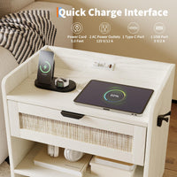 Table de chevet Garvee en rotin avec station de charge USB-C, 1 tiroir, rangement ouvert pour chambre et bureau, 60 x 39 x 56 cm, bois, robuste, polyvalente