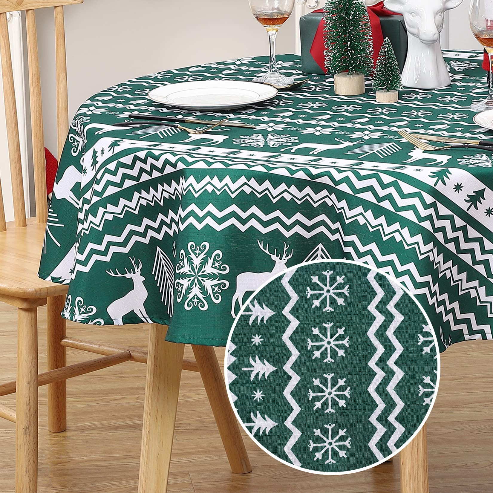 Nappe de Noël ronde Garvee 152 cm, verte, déperlante et antitache, 100 % polyester, motif flocons de neige et rennes, idéale pour les fêtes de Noël et la maison.