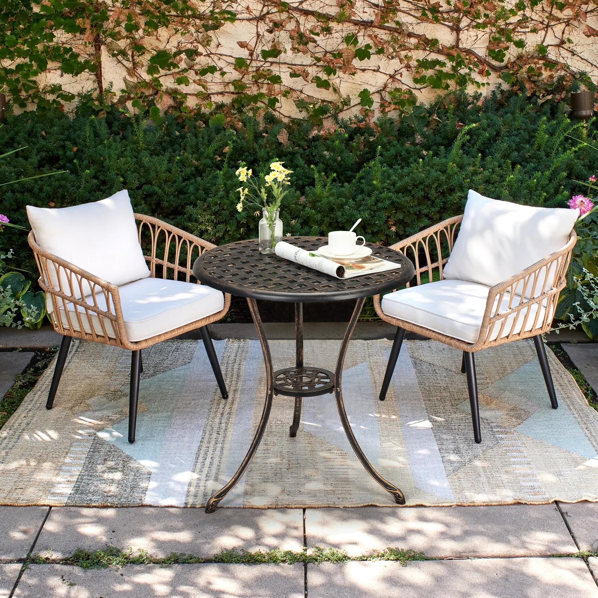 Table bistro Garvee 24" en aluminium avec trou pour parasol, antirouille, bronze vieilli, idéale pour le jardin et le balcon, robuste et légère.