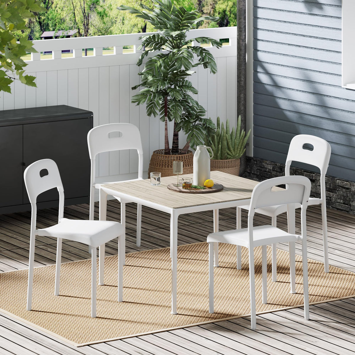 Ensemble de 4 chaises de salle à manger Garvee - Empilables, ergonomiques - Pieds en métal, plastique - Blanches - Pour la cuisine, le bureau et les espaces extérieurs