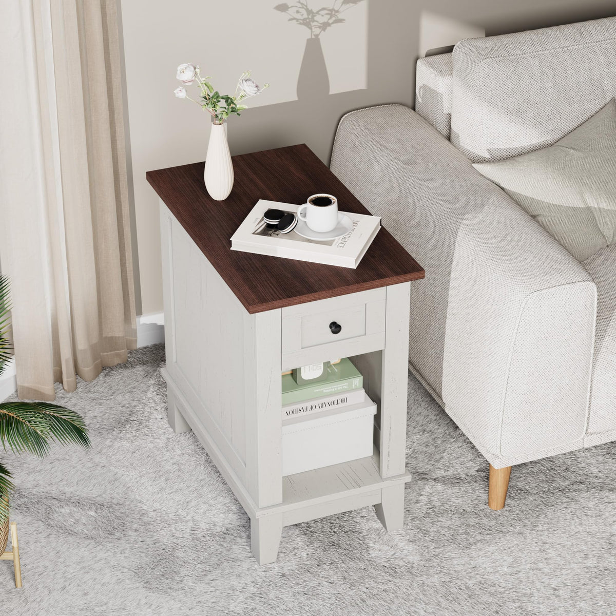 Garvee table d'appoint étroite avec station de charge, 2 ports USB et 2 ports secteur, en MDF, elle est disponible en plusieurs coloris de bois