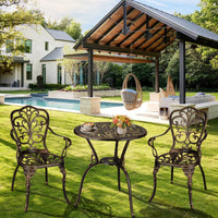 Ensemble de jardin 3 pièces Garvee en aluminium moulé avec trou pour parasol, idéal pour le jardin, le balcon et la terrasse. Finition laiton rétro, robuste et élégant.