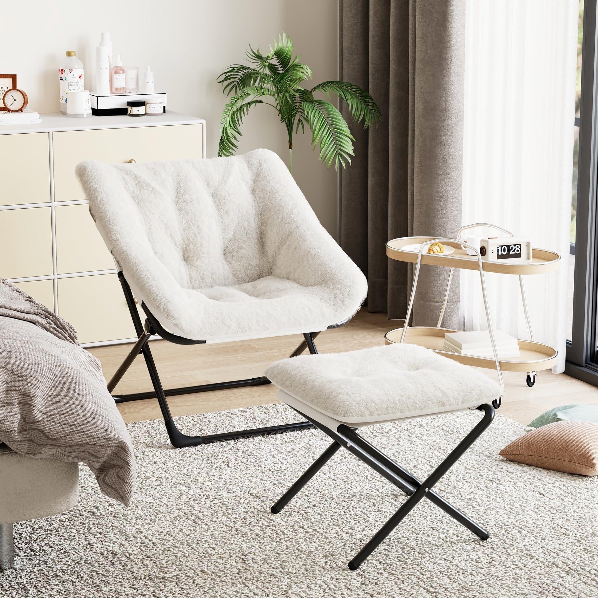 Fauteuil lounge surdimensionné Garvee en fausse fourrure pour adultes, pliable, structure en métal, beige, confort pour le salon et la chambre