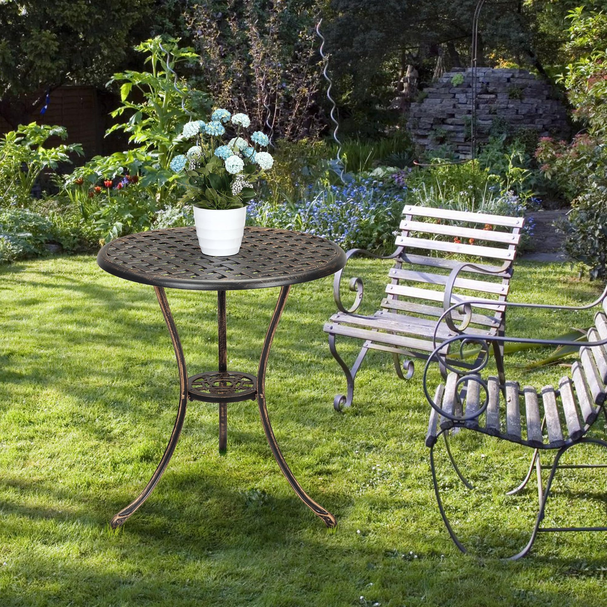 Table bistro Garvee 24" en aluminium avec trou pour parasol, antirouille, bronze vieilli, idéale pour le jardin et le balcon, robuste et légère.