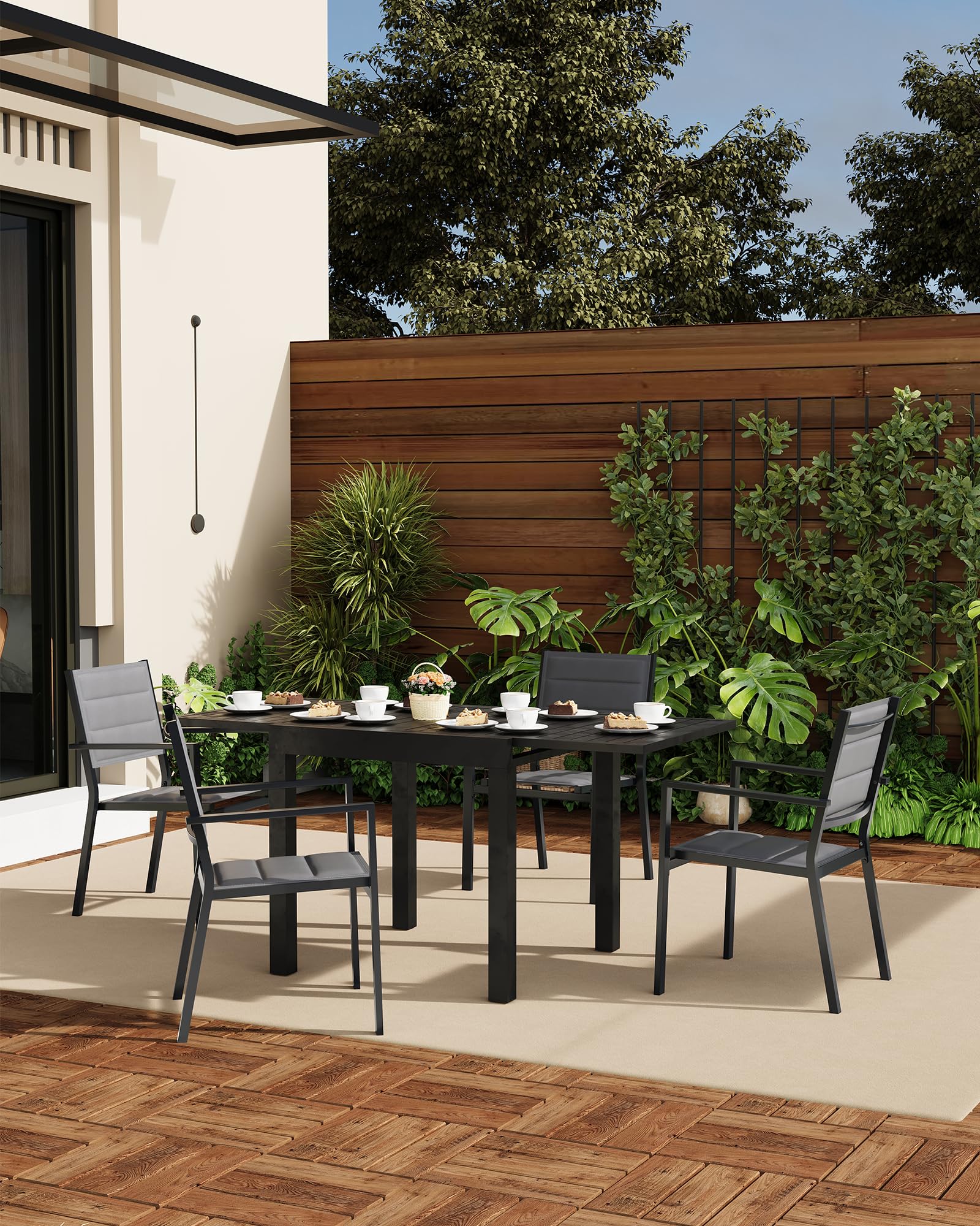 Ensemble de 2 chaises de jardin empilables Garvee en métal avec revêtement Textilène résistant aux UV, légères et résistantes aux intempéries, structure en aluminium, noires.