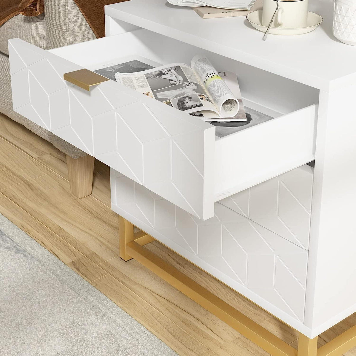 Garvee commode blanche à 3 tiroirs en bois avec poignées en métal doré pour la chambre et le salon, moderne, en MDF, stable