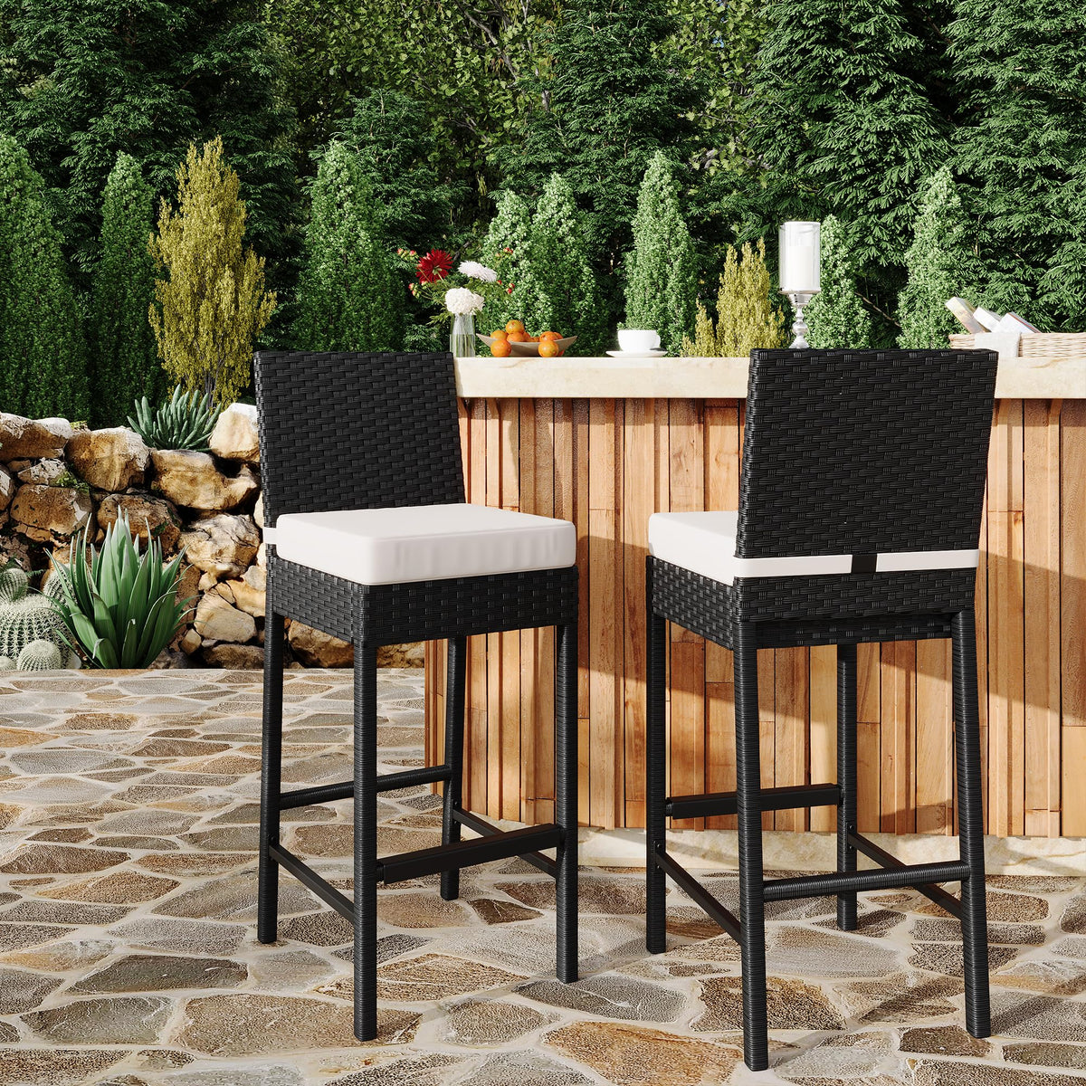 Ensemble de 2 tabourets de bar d'extérieur Garvee en résine tressée - Ergonomiques et résistants aux intempéries - Structure en rotin PE et acier - Hauteur d'assise : 71 cm - Pour jardin et terrasse - Noir