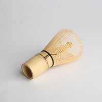 Fouet à matcha traditionnel Garvee en bambou pour la cérémonie du thé, manche ergonomique, durable, couleur carbonisée