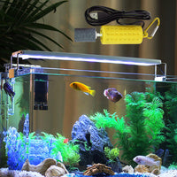 Pompe à air USB Garvee pour aquarium, mini, portable, silencieuse et économe en énergie, en plastique jaune.