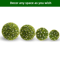 Lot de 2 boules de buis artificiel Garvee de 52 cm (20,5 po) avec fleurs blanches, pour balcon et jardin, en polyéthylène vert, sans entretien.
