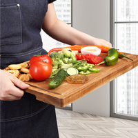 Planche à découper extra-large Garvee en bois d'acacia 45,7 x 30,5 cm avec rainure à jus, poignées, bordure, pré-huilée, robuste et polyvalente pour la cuisine
