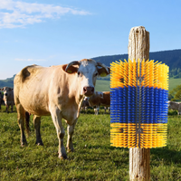 Brosse à gratter Garvee pour animaux (lot de 2) : poils en nylon, fixation flexible, extensible, idéale pour la ferme et les pâturages, polyvalente.